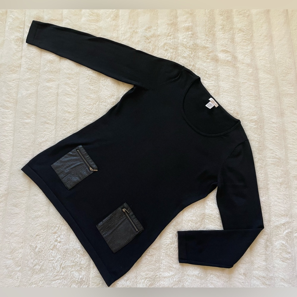 Cach Sweater. - image 1